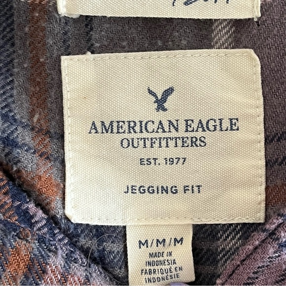 American Eagle Outfitters Medium Plaid Button Up Blouse - Picture 3 of 8